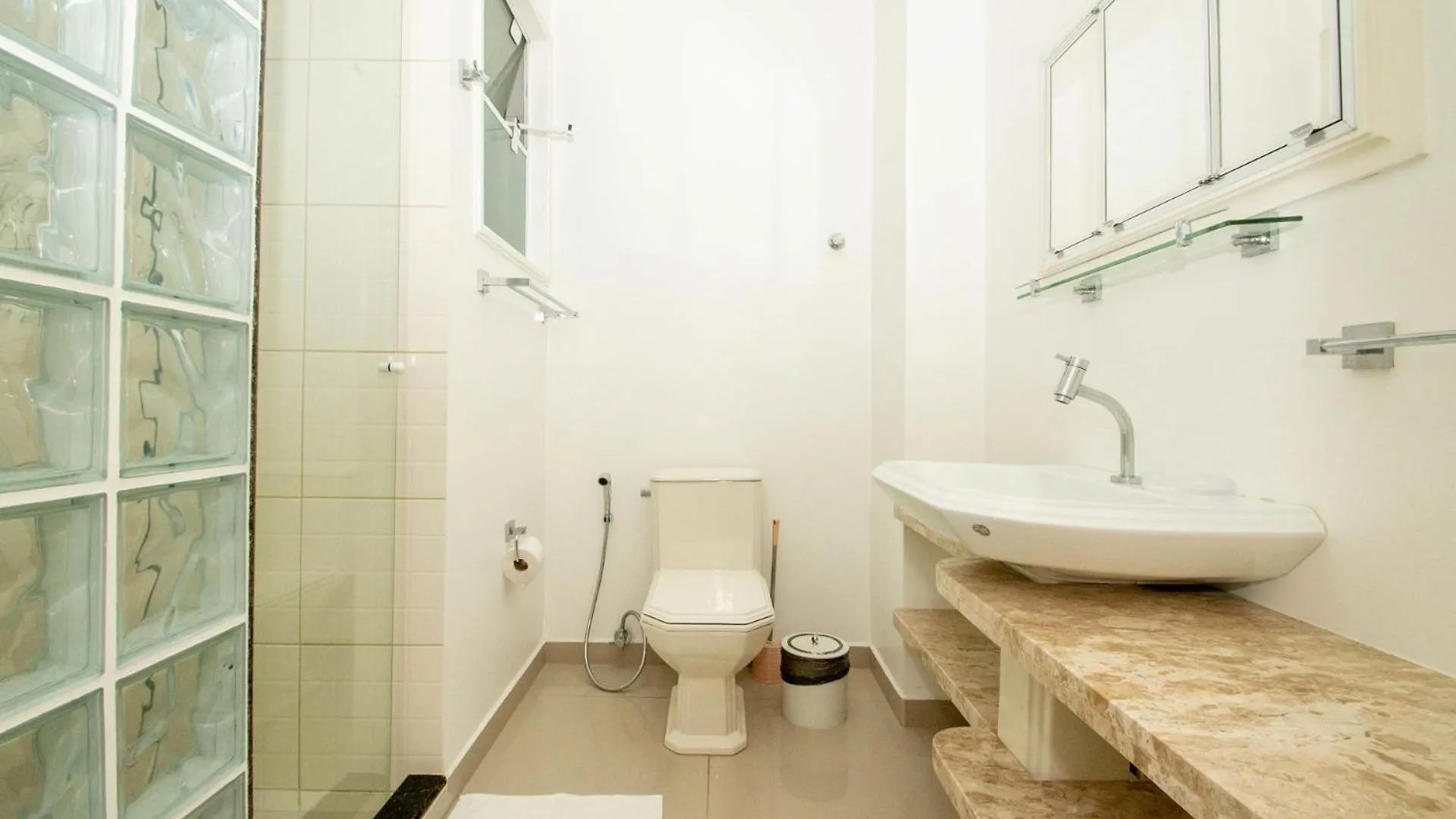 Apto Charmoso Na Avenida Atlantica Um0186 Balneário Camboriú Apartman