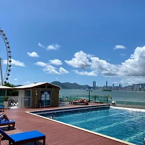 Em Predio Com Vista Encantadora Balneário Camboriú
